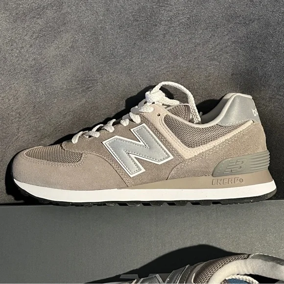 New Balance Women’s Sneakers 574 Gray Size 9 US - Picture 5 of 13